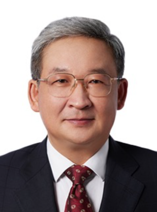 曾毅（第十四届全国政协委员、经济委员会委员，中国电子信息产业集团有限公司董事长、党组书记）