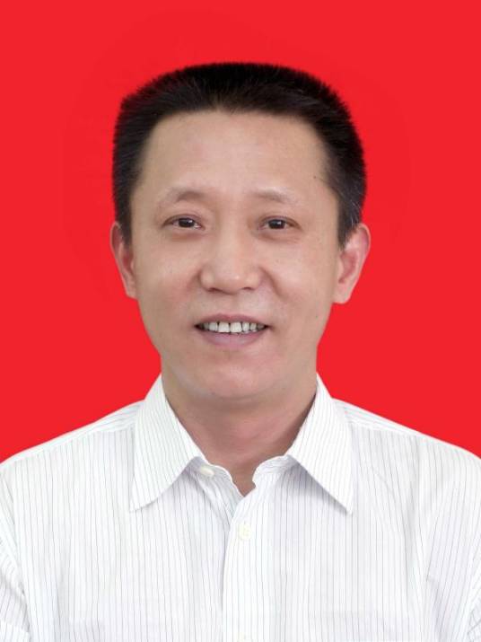 王明强（湖北省襄阳市政协党组成员）