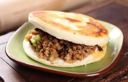 肉夹馍（中国传统特色食物）