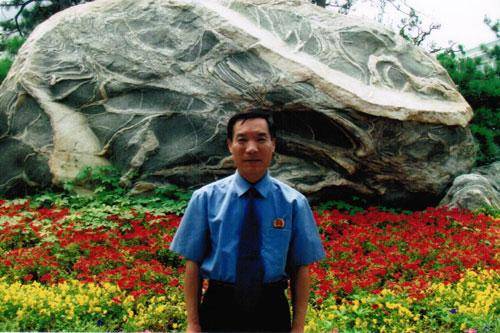 刘宝瑞（原最高人民检察院经济检察厅高级检察官）