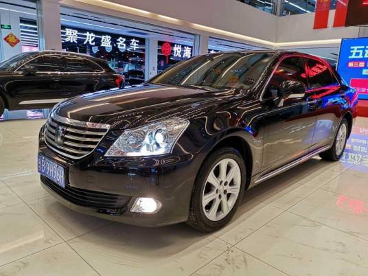 新皇冠 V6 3.0L Royal Saloon 尊享版 2010款
