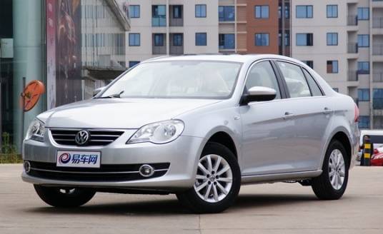 2013款新宝来1.6L手动时尚型