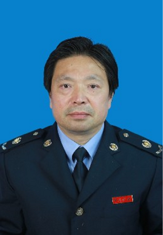 张天峰（国家税务总局亳州市税务局二级高级主办）