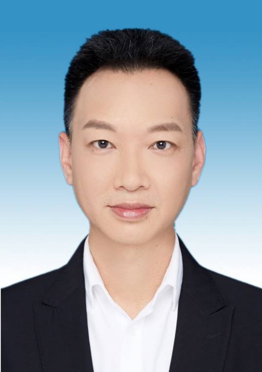 杨辉（福建省福州市鼓楼区委副书记、鼓楼区政府党组书记、区长）