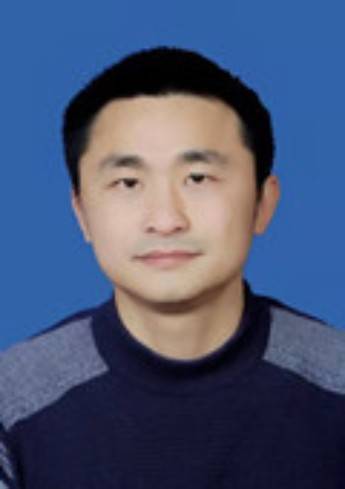 田勇（来凤县卫生健康局党组成员副局长）