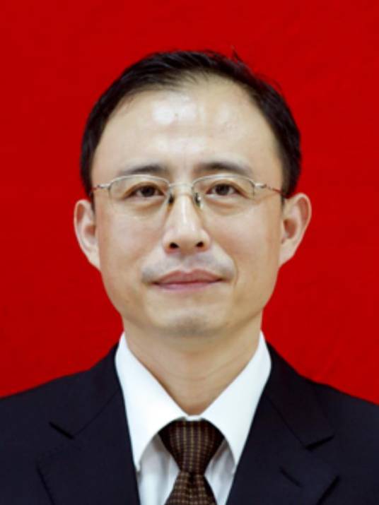 何剑锋（江西省政协社会和法制委员会副主任，省残疾人联合会党组书记、执行理事会理事长）