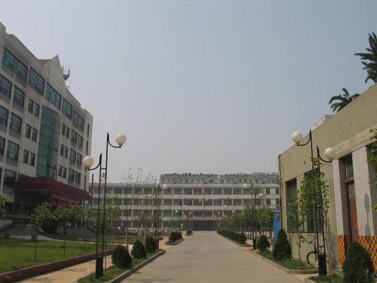 临沂经贸学校