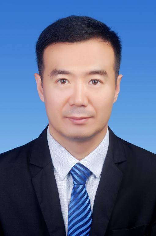 张延平（广州大学科研处副处长）