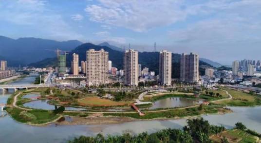 凤山镇（福建省福州市罗源县下辖镇）