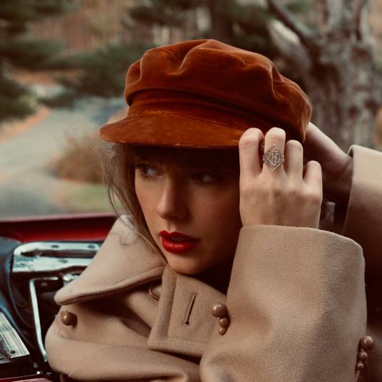 Red (Taylor's Version)（2021年泰勒·斯威夫特发行的音乐专辑）