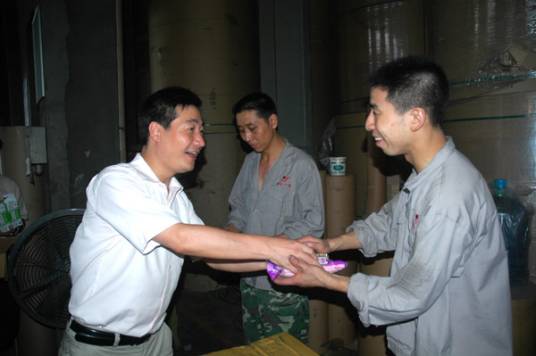 夏建华（桃江县林业局副局长）