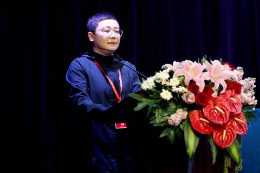 谷好好（中国女昆剧演员、上海昆剧团团长）