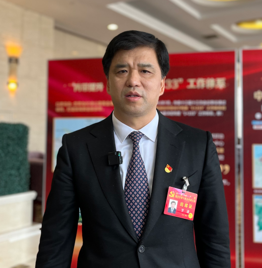 罗建（山东省烟台市莱山区委书记）