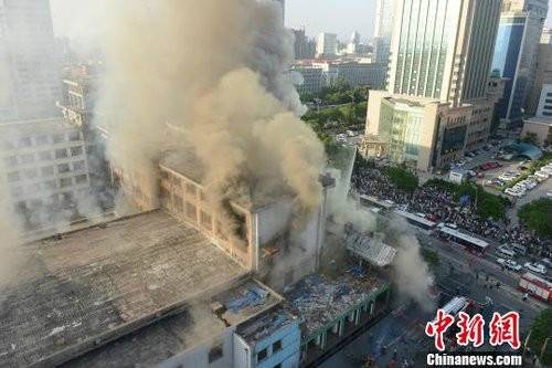 6.4太原一施工工地大火事故