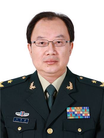 张玉堂（中华全国新闻工作者协会副主席、解放军新闻传播中心主任）