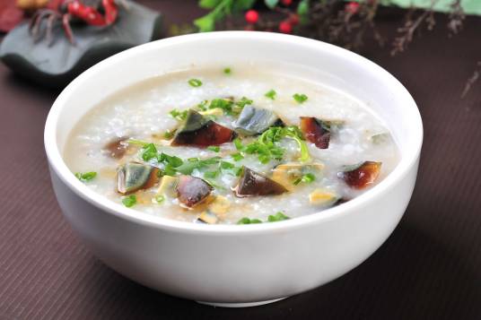 广东皮蛋瘦肉粥