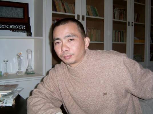 周群（安徽师范大学美术学院教授）