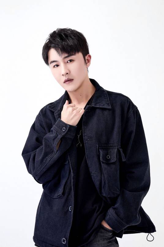 白云峰（中国内地男演员）