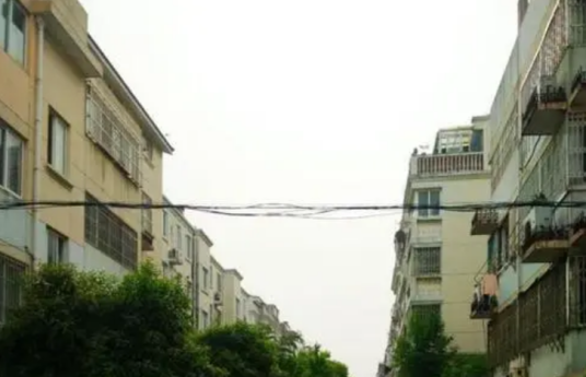 西二小区