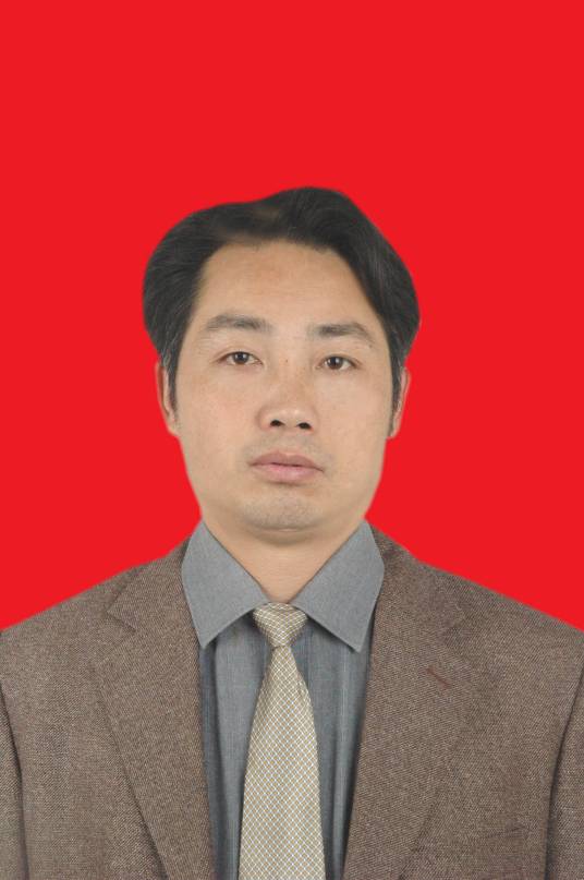 张喜坤（湖北红安革命纪念地管理中心党委委员、副主任）