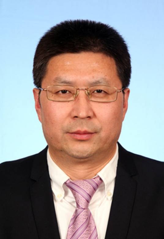 白江（上海市人民检察院第二分院第二检察部检察官，民革黄浦区委副主委）