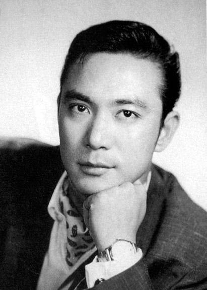 赵雷（中国香港男演员、有皇帝小生的美誉）