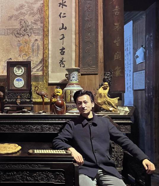 李进（导演、画家、教育工作者）