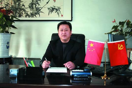 邓凯（青岛市胸科医院原党委副书记、院长）