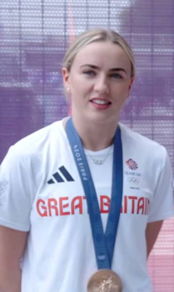 洛伊斯·图尔森