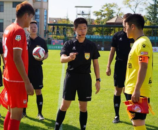 张超（中国足球裁判员）