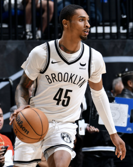 基翁·约翰逊（2002年出生的美国篮球运动员）