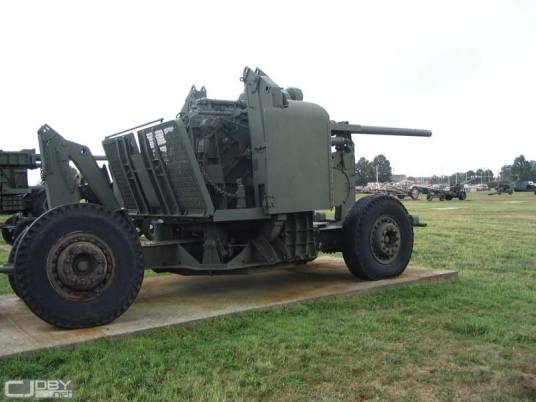 美国M2型90mm高炮