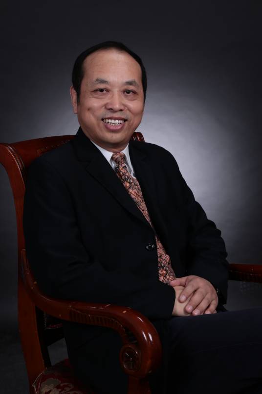 陈功（中央财经大学政信研究院副院长）