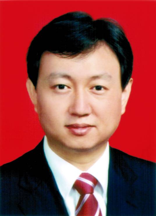 王君（吉林财经大学教授）