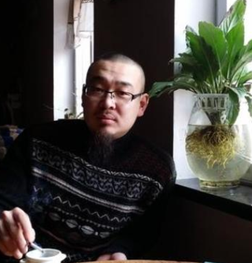 赵帅（齐齐哈尔大学美术与艺术设计学院教师）