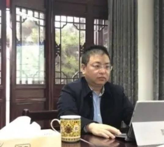 李俊（江苏新扬新材料股份有限公司董事长）