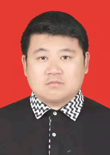 王寅（山西省忻州市原平市委常委、副市长）