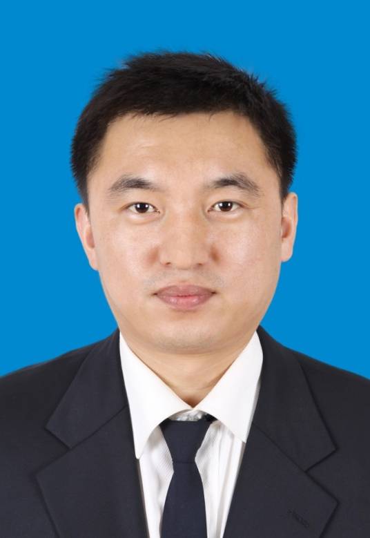 杜宇（北京市海淀区第十七届人大常委会八里庄街道工作委员会主任）