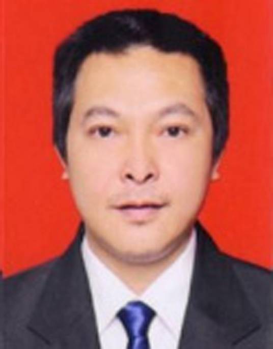 滕永忠（湖南省湘西土家族苗族自治州凤凰县政协副主席）