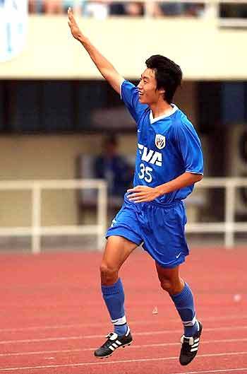 孙巍（足球运动员）