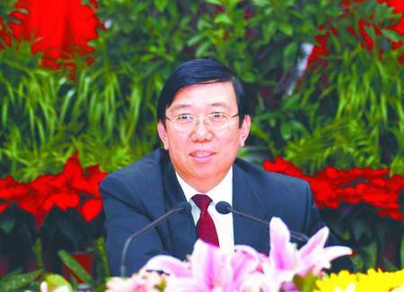 郑天扬（成都市委常委、成都警备区政委）