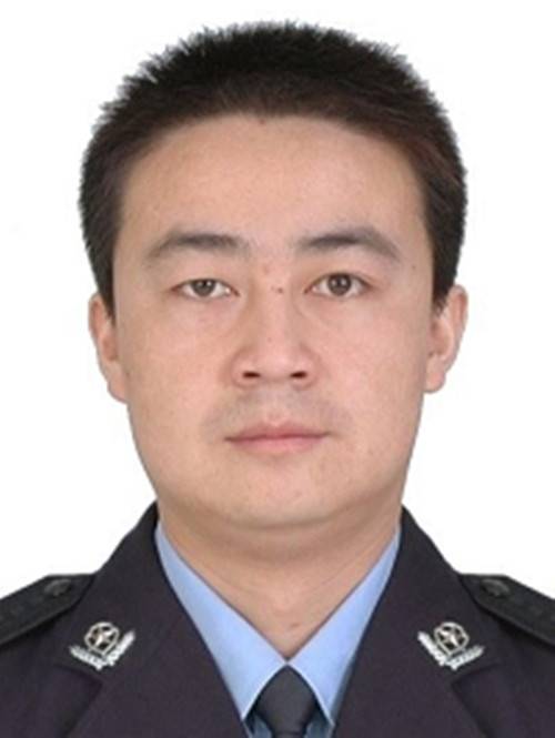 张朝晖(广东省肇庆市端州区副区长、市公安局端州分局局长)