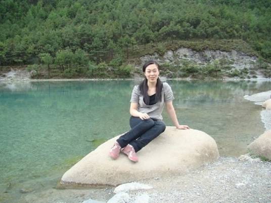 张婷婷（滁州学院老师）