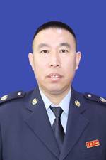 陈春林（国家税务总局明水县税务局党委委员、副局长）