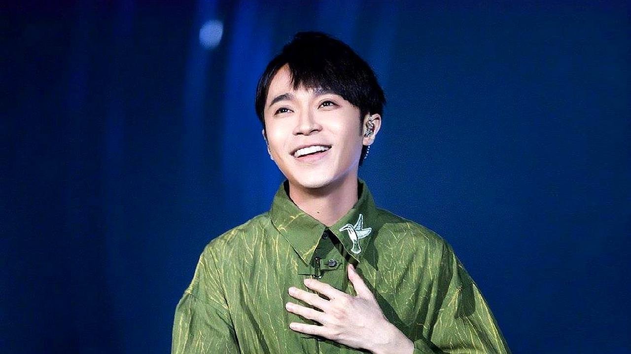 吴青峰发文“15年，最后换来一场虚幻吗”，说说他到底经历了什么事情？