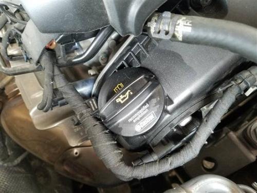 摩托车漏油怎么回事啊！