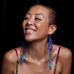 娱乐圈歌手蓝兰是谁啊?