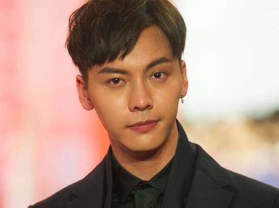 陈伟霆拍女生背影，被对方男友要求删视频，是不是误会一场？