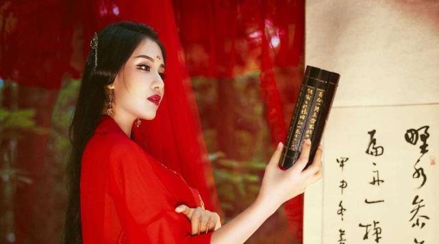 历史上的古人们为什么把新婚夜叫“入洞房”？