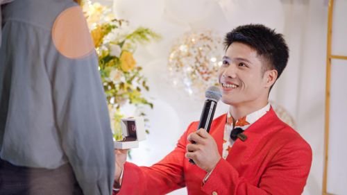 奥运冠军李发彬向女友求婚成功，现场到底有多浪漫？